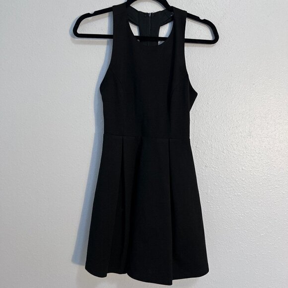 Lulu's Black Sleeveless Fit And Flare Skater Dress - Picture 1 of 6